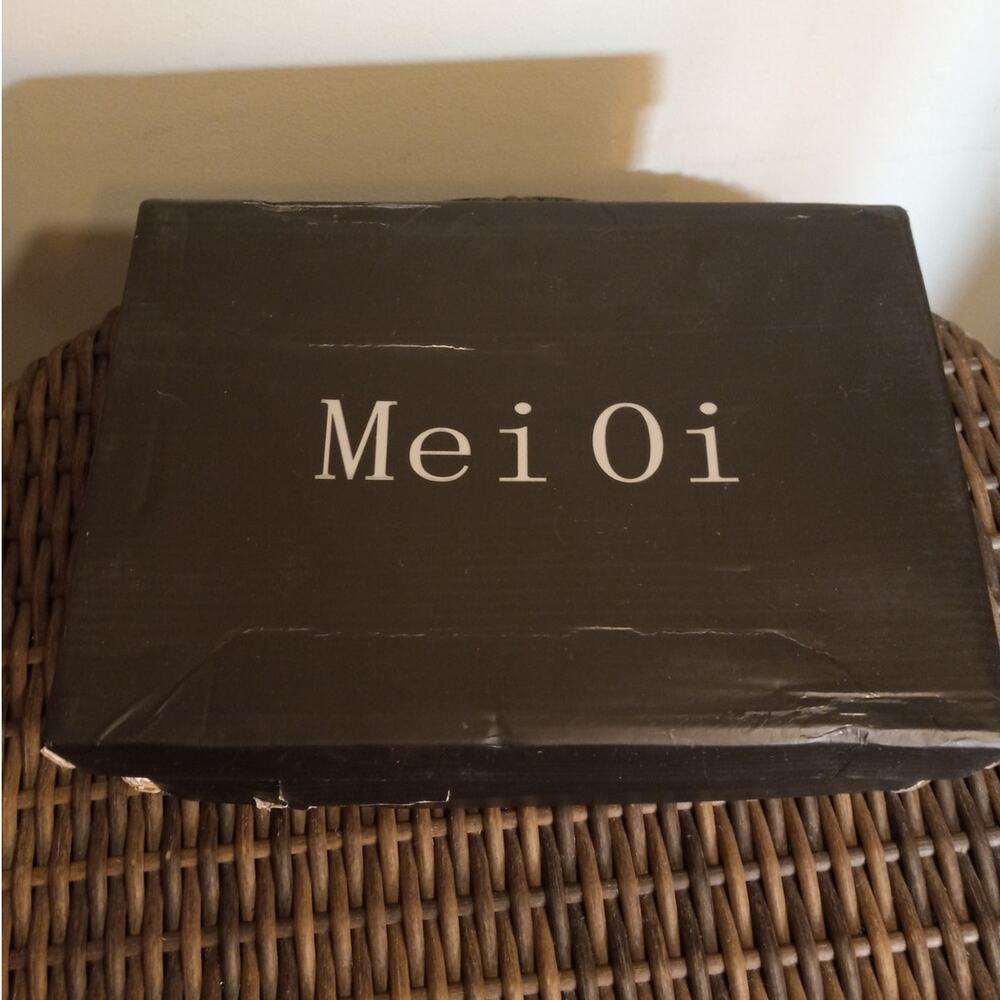 NIB Mei Oi Nude Clear Heel Sandals Sz 8 Lucite Block Heel Ankle Strap Statement - Picture 4 of 12